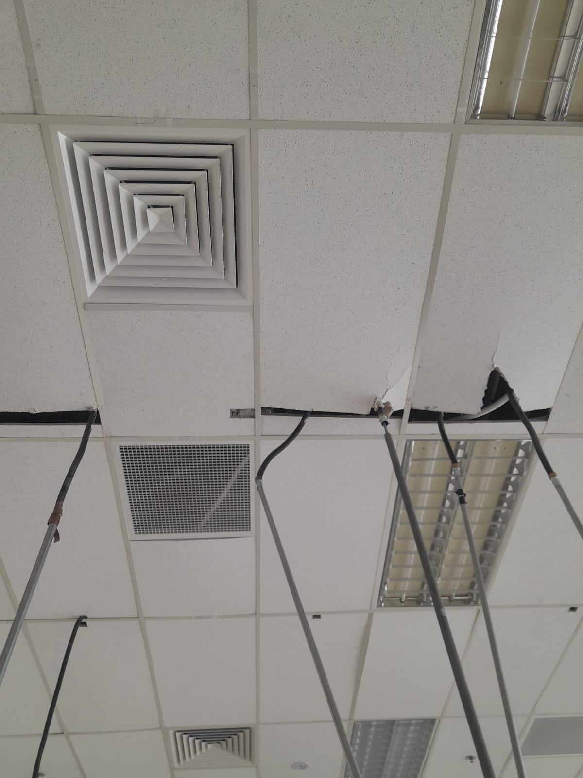 AR Engineering Ceiling Partition Singapore — double-skin drywall partition with insulation